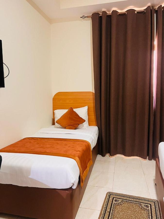 Marhaba Deira Hotel Дубай Екстер'єр фото